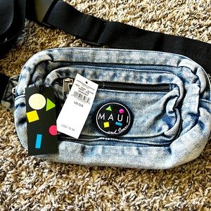 NWT American Eagle X Maui and Sons Fanny Pack